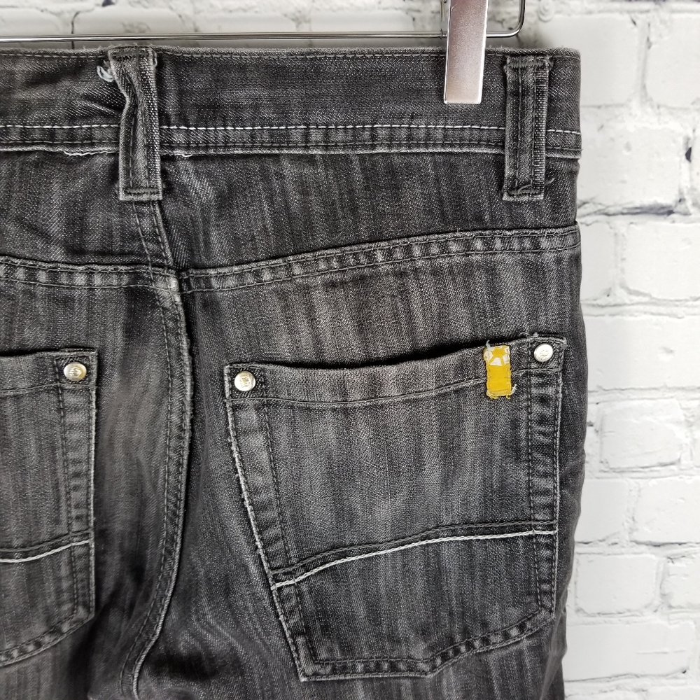 SOUTH POLE | distressed acid wash jeans